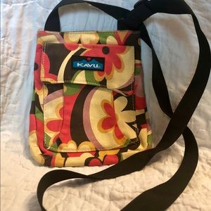 Kavu Purse